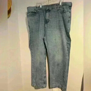 Men’s Old Navy jeans 44x32 loose fit light wash EUC
